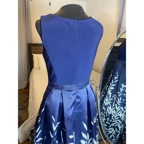 Morgan & Co. Gown Womens 9/10 Maxi Dress Floral Print Sleeveless Navy Blue - Picture 8 of 16